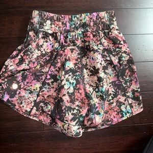 Lululemon size 4 shorts